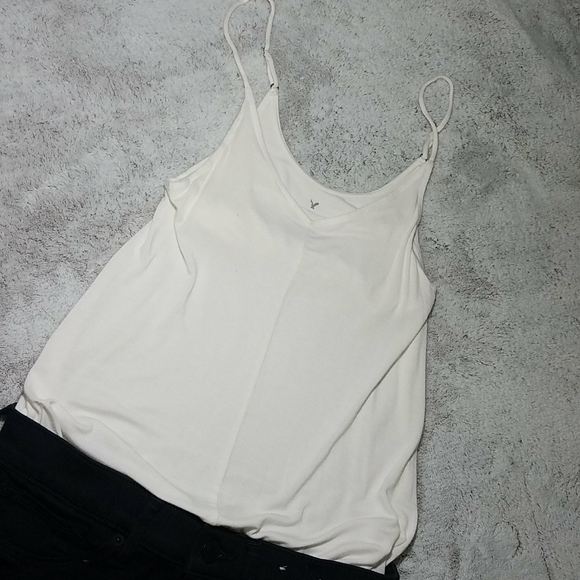 White soft&sexy AEO tank - Picture 4 of 4